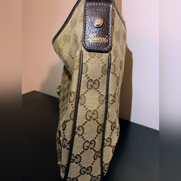 Gucci Abbey Medium Hobo - Picture 6 of 16